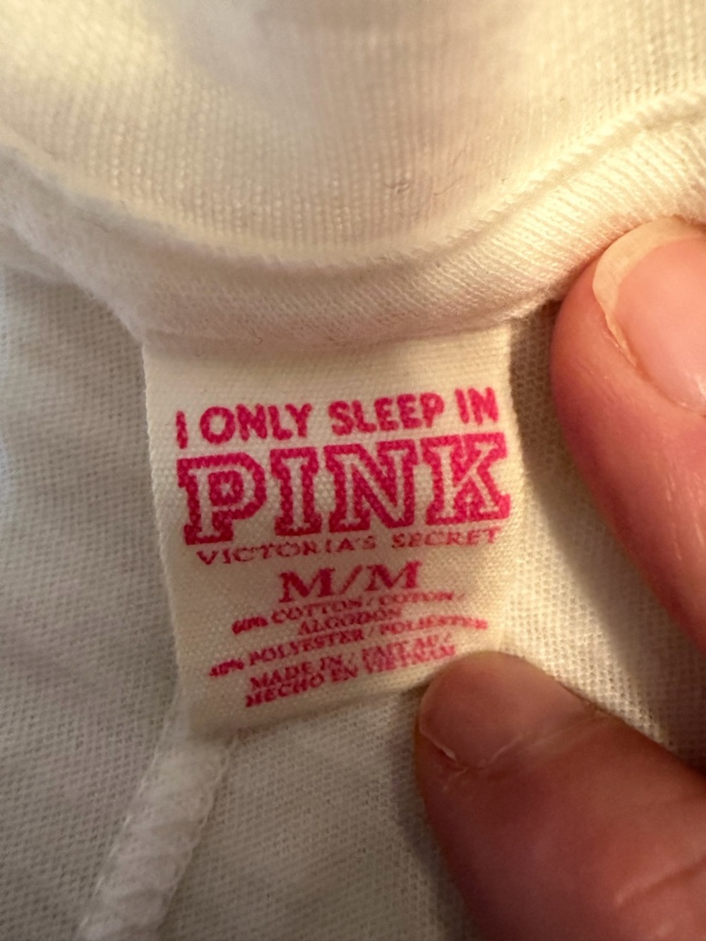Y2K Victoria’s Secret LOVE PINK White V-Neck Tee with Black Glitter Graphic - Picture 3 of 5
